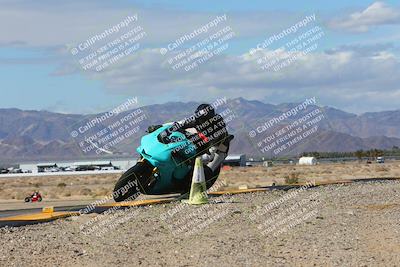 media/Feb-04-2024-SoCal Trackdays (Sun) [[91d6515b1d]]/7-Turn 9 Inside (1140am)/